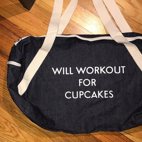 Will Workout For Cupcakes Denim Gymbag *NWOT* - Picture 3 of 3